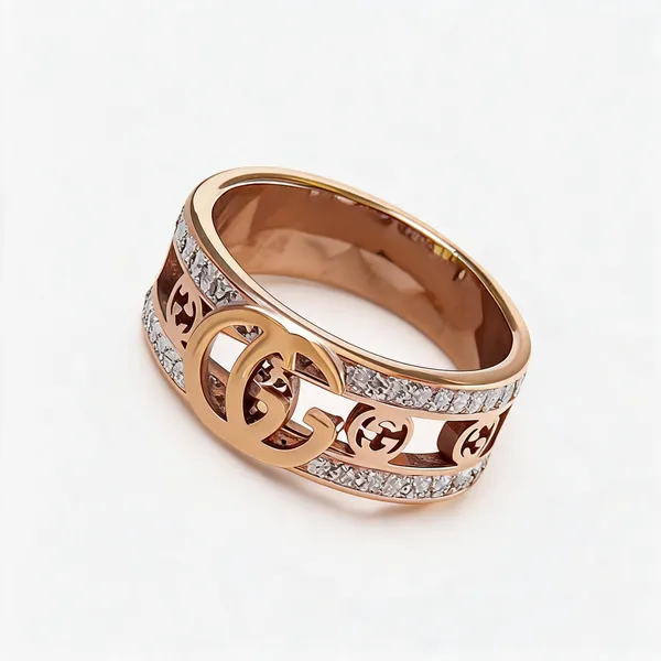 Luxury_Ring_Rose_Gold