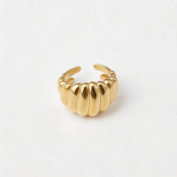 Croissant_Dome_Ring