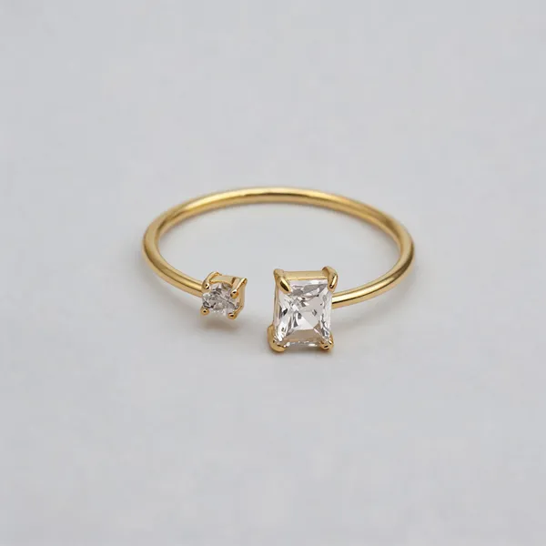 Tiny_Rectangle_White_Crystal_Ring