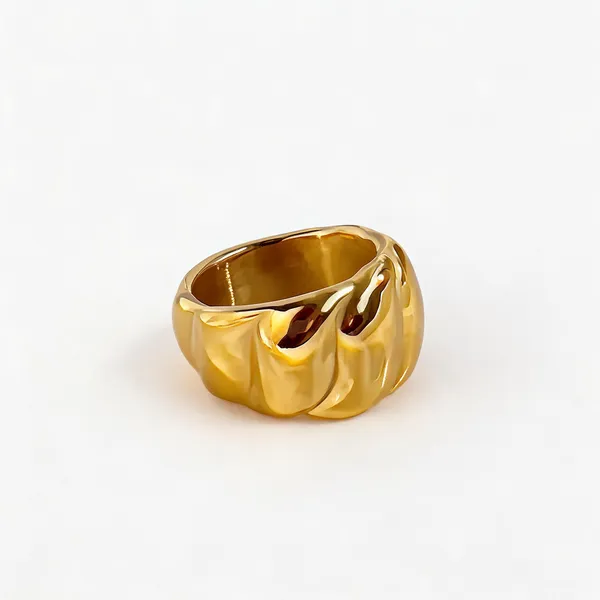 Valley_Ring