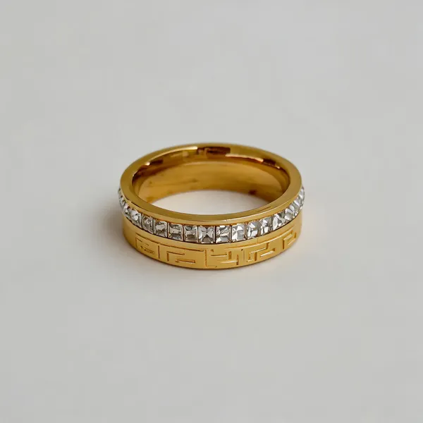 Band_Crystal_Ring