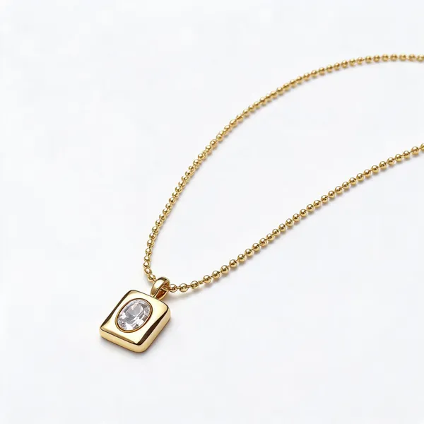 Square_Crystal_18k_Gold_Plated_Necklace