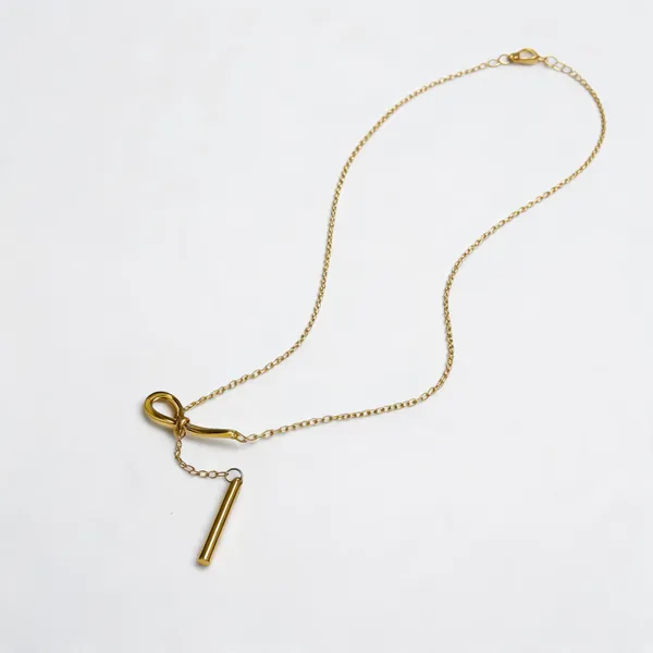 Knot_Hanging_Necklace