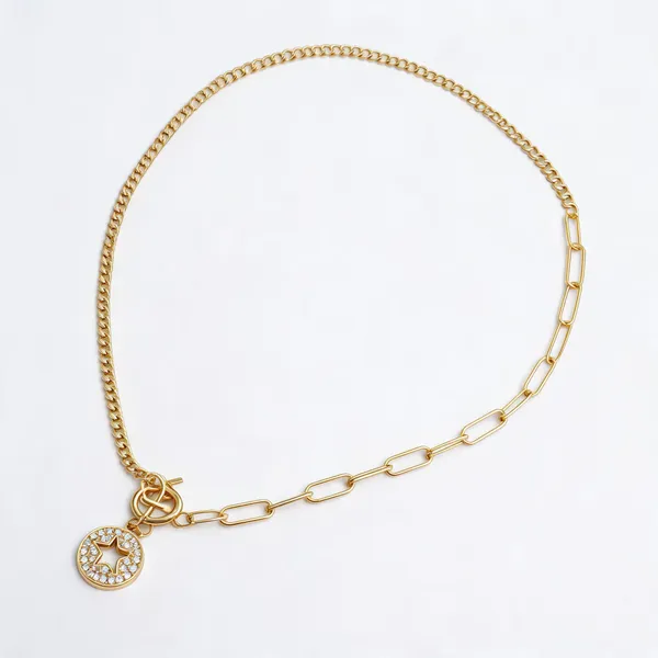 Link_Chain_With_Star_Charm_Necklace
