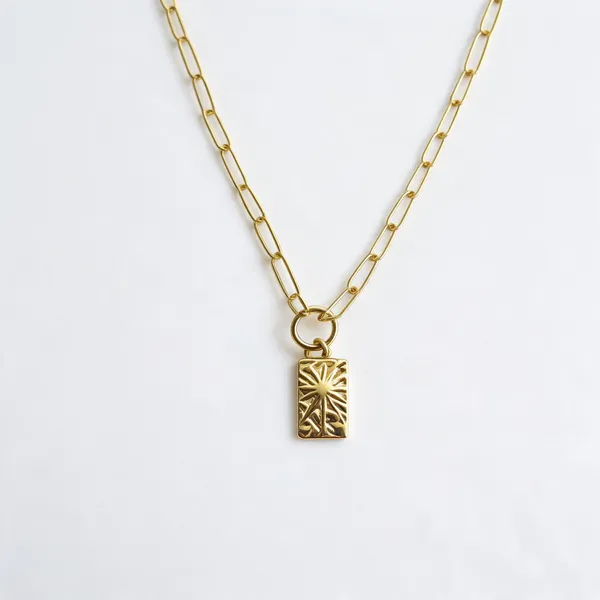 Star_Charm_With_Link_Chain_Necklace