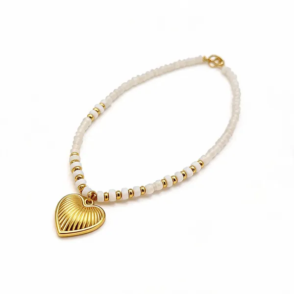 White_Stone_With_Heart_Necklace