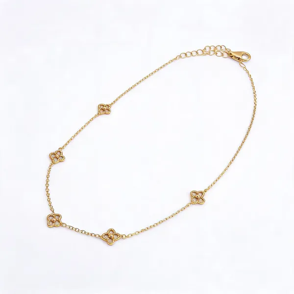 Clover_Minimal_Necklace