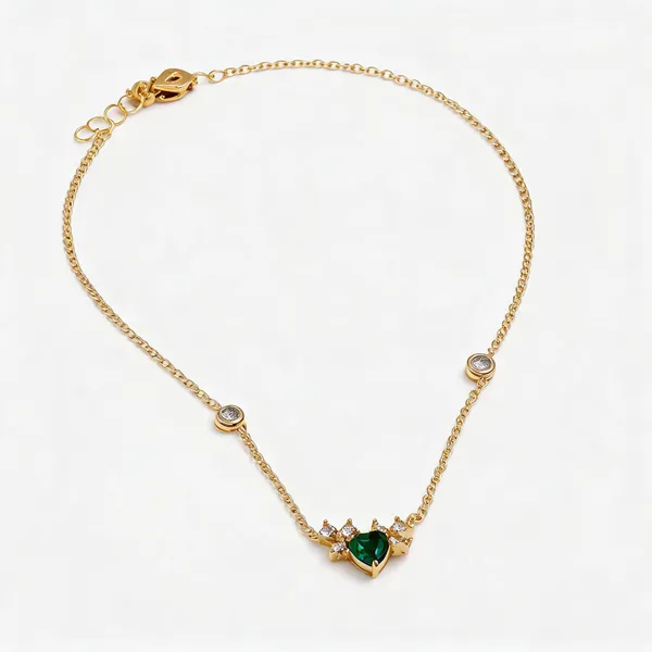 Emerald_Heart_With_Flower_Minimal_Necklace