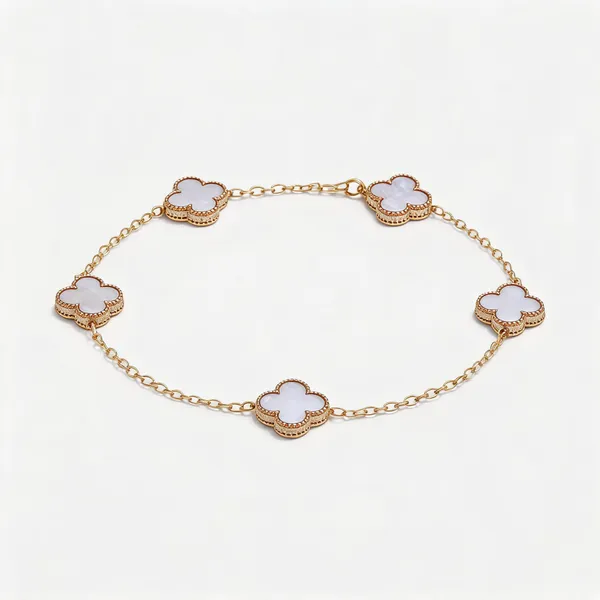 White_Flower_Bracelet
