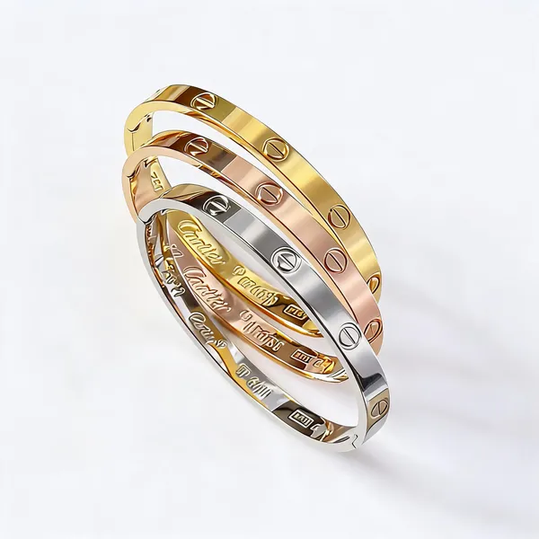 Love_Bracelet_Gold