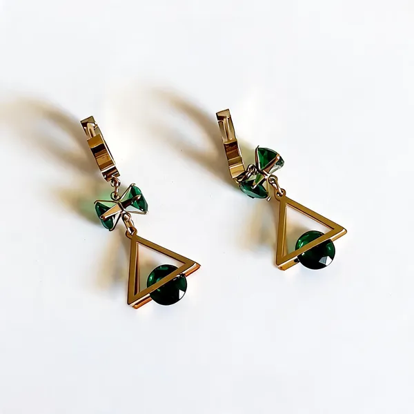 Triangle_With_Green_Crystal_Drop_Earrings