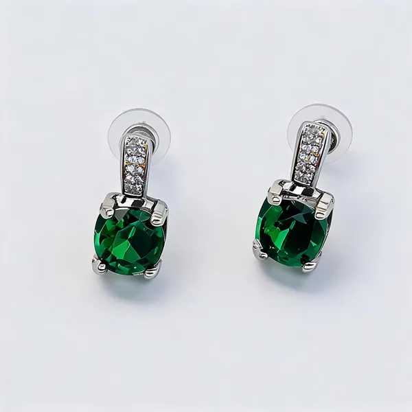 Green_Crystal_Square_Earrings