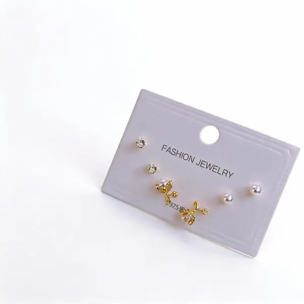 Flower_With_Pearl_925_Plated_Piercing_Earrings