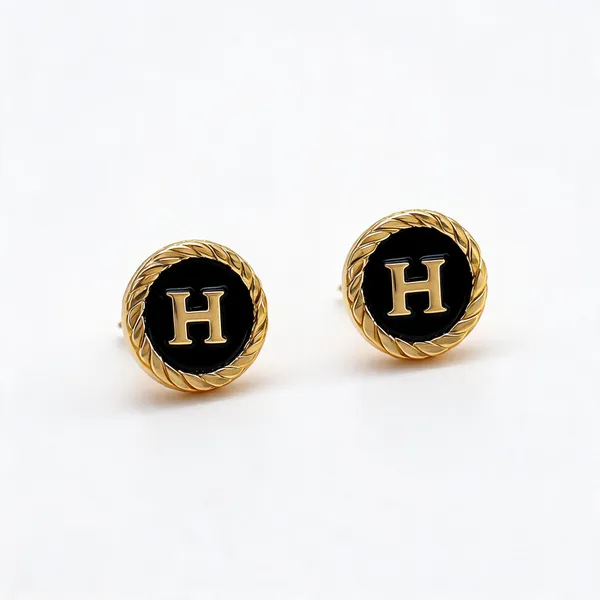 Black_H_Earrings