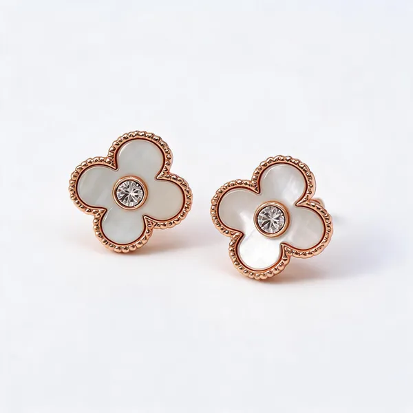 Clover_White_Earrings