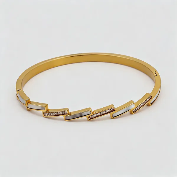 Mother_Pearl_With_Crystal_Bracelet