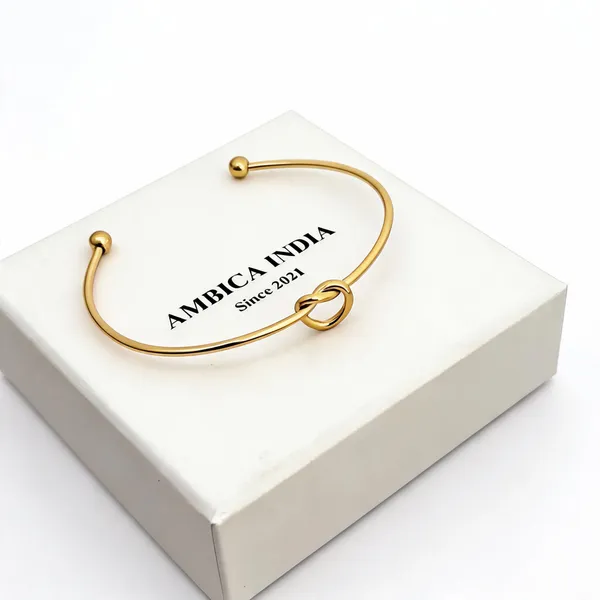Knot_Adjustable_Bracelet