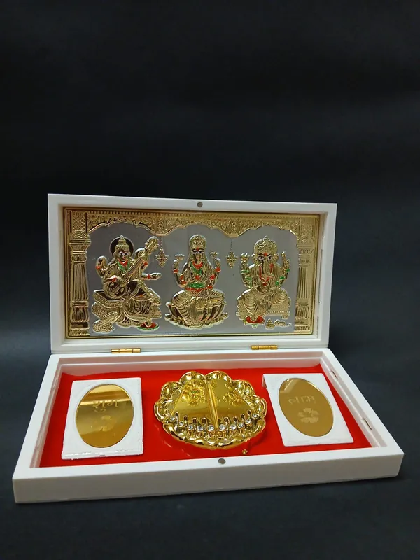 Gold_Plated_Sri_Lakshmi_Ganesh_Vastu_Yantra_Gift_Box_Dark_Brown