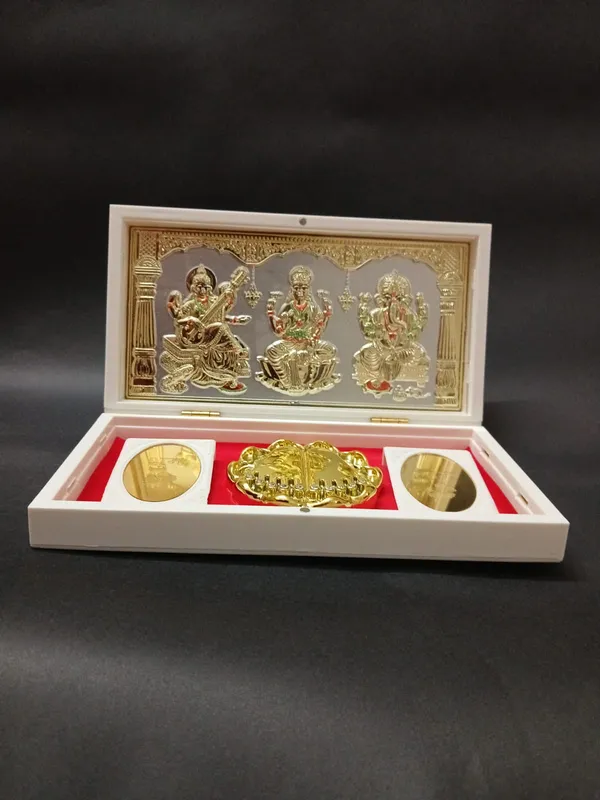 Gold_Plated_Sri_Lakshmi_Ganesh_Vastu_Yantra_Gift_Box_Dark_Brown