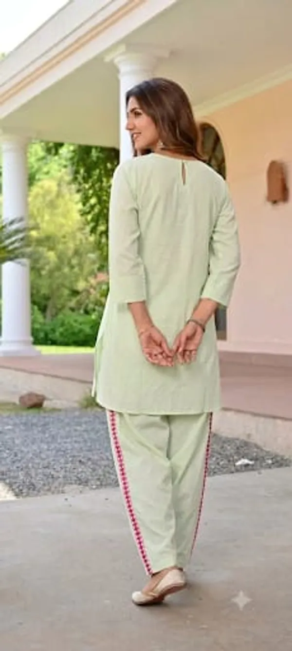 Green_Cotton_Rayon_Embroidered_Straight_Kurta_Set_For_Women