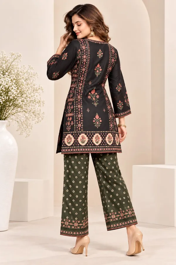 style_unlimited_Bottle_green_black_Printed_co-Ord_set_For_Women_in_crepe_fabric