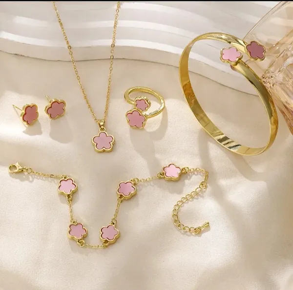 Pink_Gold_Tone_Alloy_Floral_Jewellery_Set_For_Women