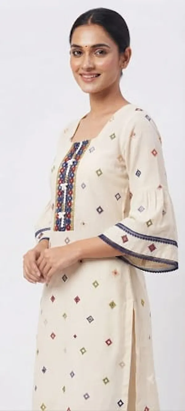 Cream_Cotton_Mirror_Work_Straight_Kurta_For_Women