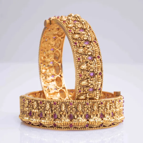 Handcrafted_Laxmi_Gold_Plated_Bangle_K_990_Red
