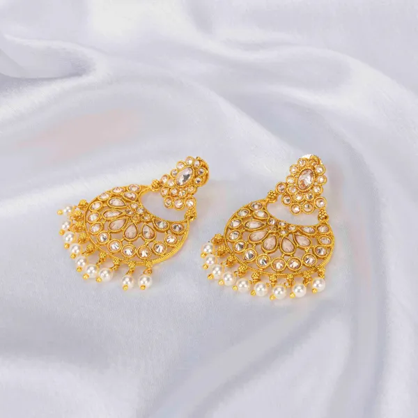 Ethnic_Gold_Plated_Jhumka_C_37_White