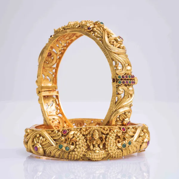Divine_Lakshmi_Antique_Gold_Plated_Temple_Bangle_V_442_Green