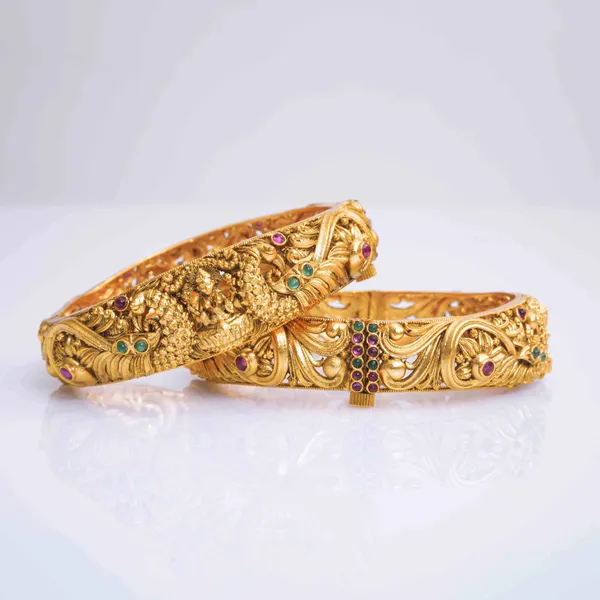 Divine_Lakshmi_Antique_Gold_Plated_Temple_Bangle_V_442_Green