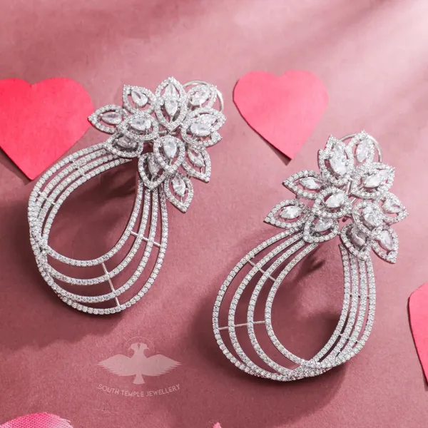 Earring_Default_Title