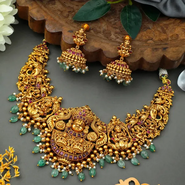 Srihari_Sovereign_Necklace_Set_K_1211_Red