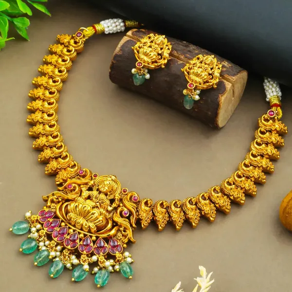 Antique_Lakshmi_Necklace_Set_T_33_Red