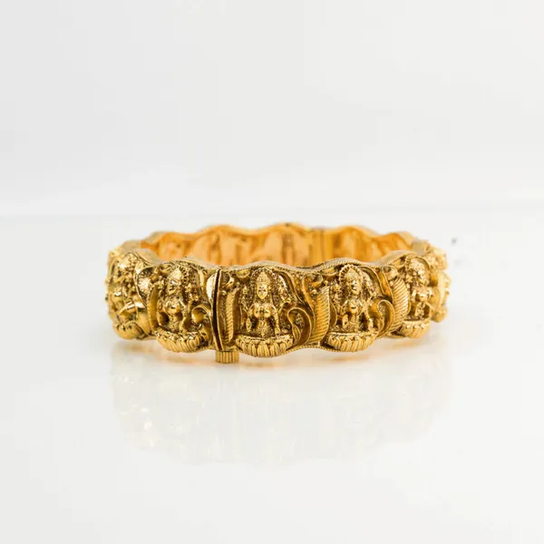 Antique_Gold_Plated_Lakshmi_Bangle_K_108_Gold