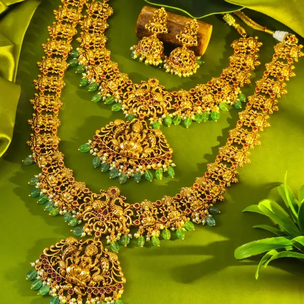 Antique_Lakshmi_Temple_Combo_Necklace_Set_With_Green_Beads_L_90_Red