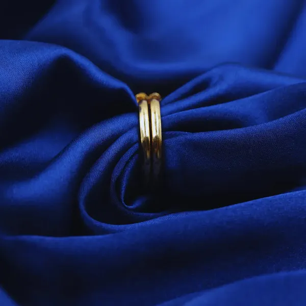 South_Indian_Laxmi_Gold_Plated_Antique_Ring_V_1984_Green