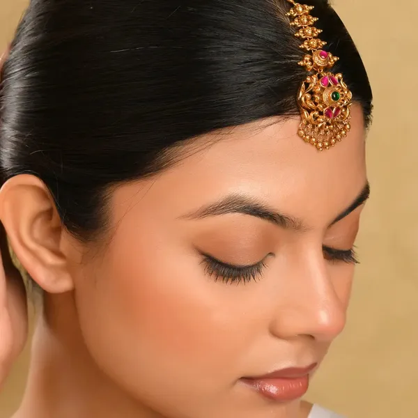 Royal_Lakshmi_Gold_Plated_Maang_Tikka_J_182_Green