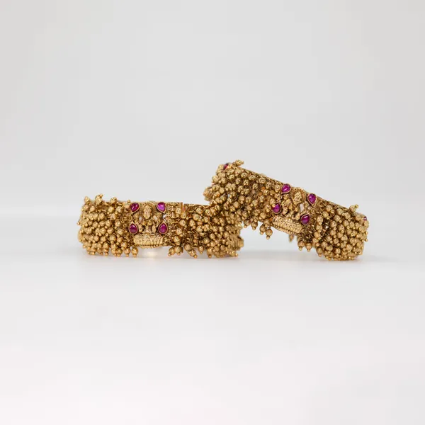 Lakshmi_Lotus_Antique_Gold_Plated_Bangle_K_999_Green