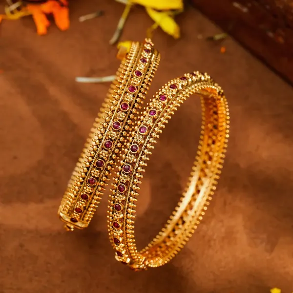 Handcrafted_Antique_Paired_Bangle_V_1824_Red_Pack_Of_4