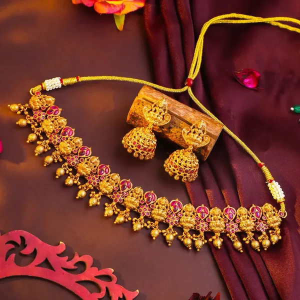 Divine_Lakshmi_Flower_Chokker_Set_K_1059_Gold_Red