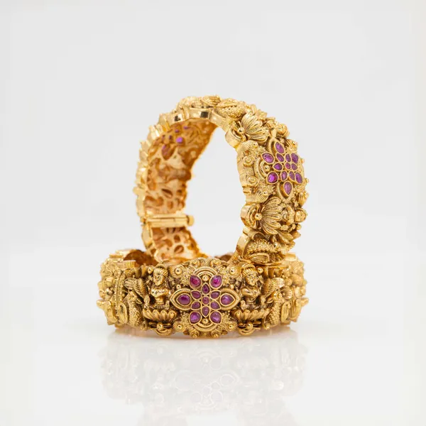 Divine_Lakshmi_Antique_Temple_Bangle_V_1265_Red