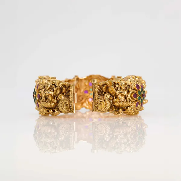 Divine_Lakshmi_Antique_Temple_Bangle_V_1265_Red
