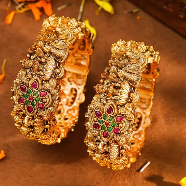 Divine_Lakshmi_Antique_Temple_Bangle_V_1265_Green