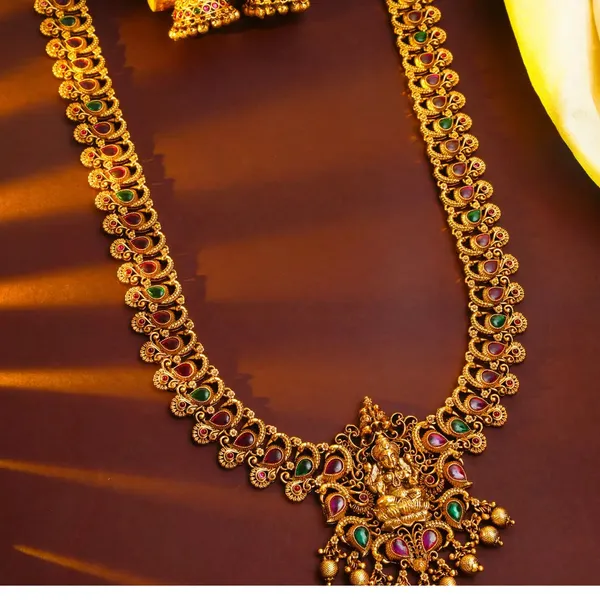 Antique_Laxmi_Motif_Long_Necklace_Set_K_1384_Green