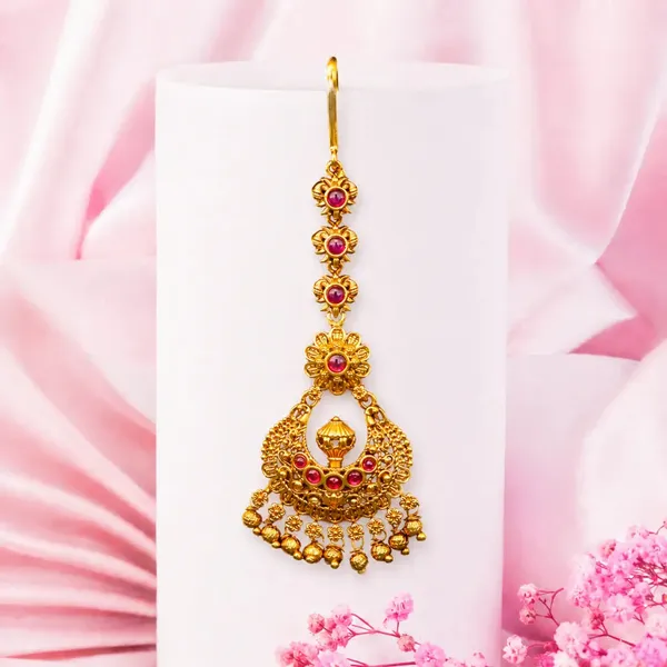 Antique_Temple_Maang_Tikka_Gold_Plated_Gemstone_Studded_T_6_Green