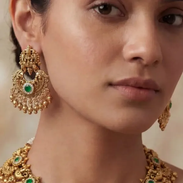 Antique_Gold_Temple_Necklace_Set_South_Indian_Bridal_J_936_Green