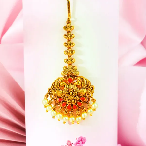 Antique_Temple_Jewellery_Maang_Tikka_With_Pearl_Drops_J_1255_Red