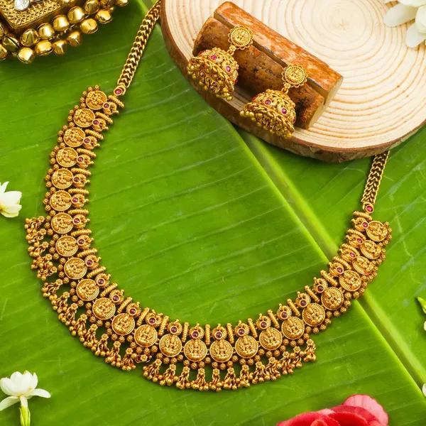 Annapurna_Mukta_Temple_Jewellery_Short_Necklace_Set_With_Pearls_K_1853_Red