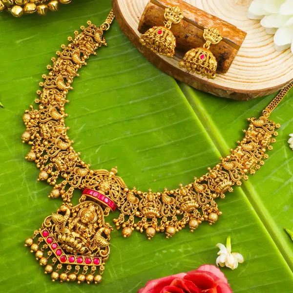Abha_Lakshmi_Temple_Jewellery_Pendant_Short_Necklace_Set_J_1063_Red